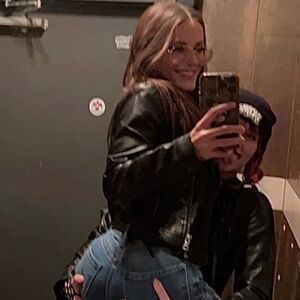 Meet your Posher, Emma